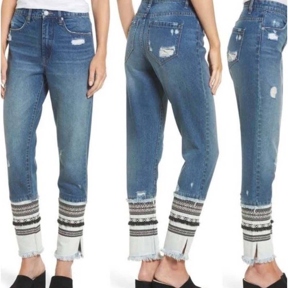 BlankNYC high rise tapered jeans with monotone trim at the ankle. Size 26